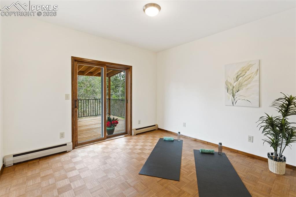 Image 29 of 42: Exercise Room