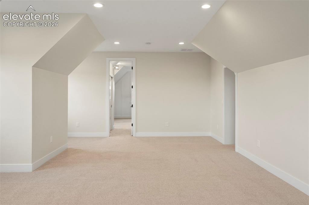 Image 31 of 49: Family Room