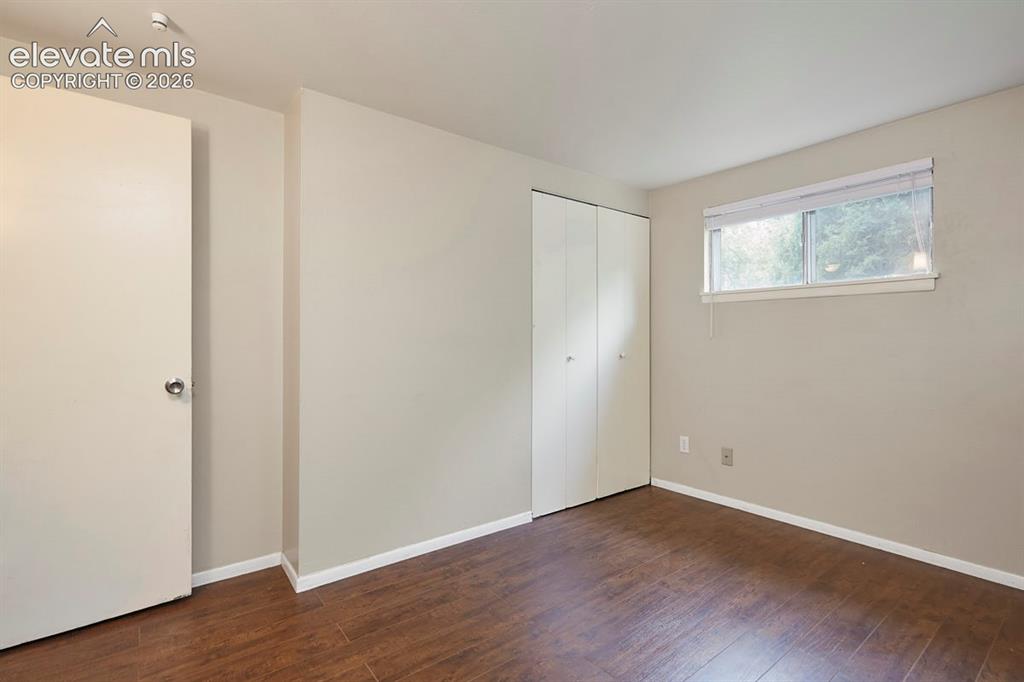 Image 12 of 21: Bedroom