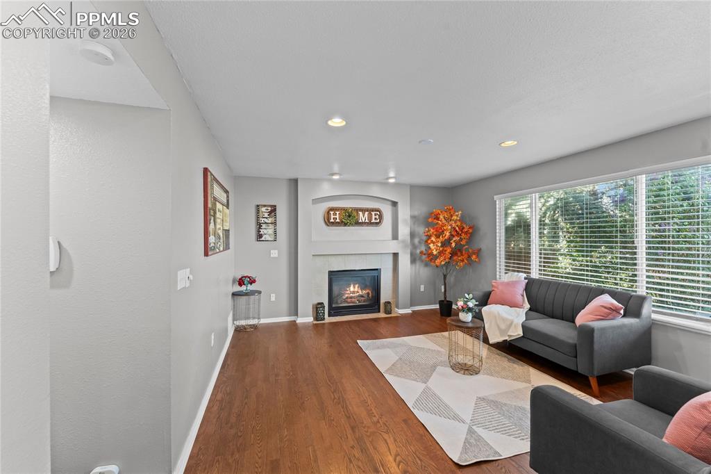 Image 16 of 43: Living Room