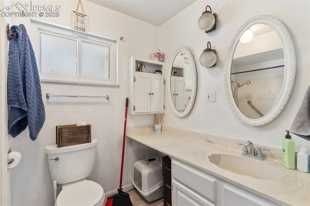 Image 6 of 14: Main Level Full Bathroom