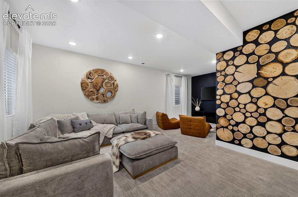 Image 42 of 49: Family Room