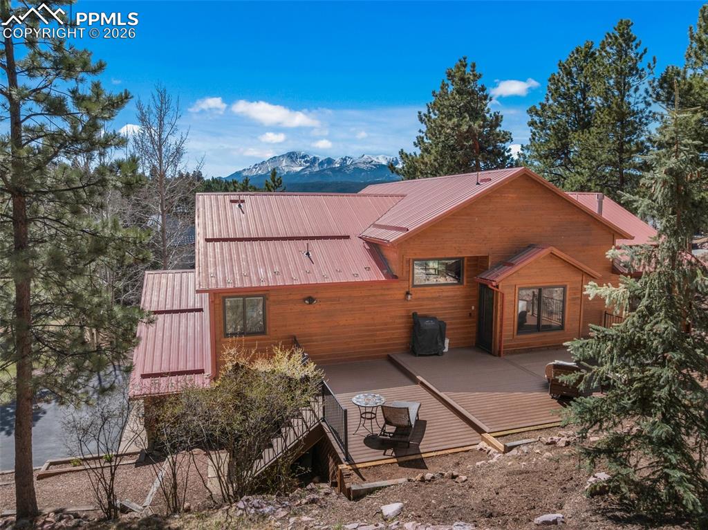 Image 41 of 50: Back of Structure