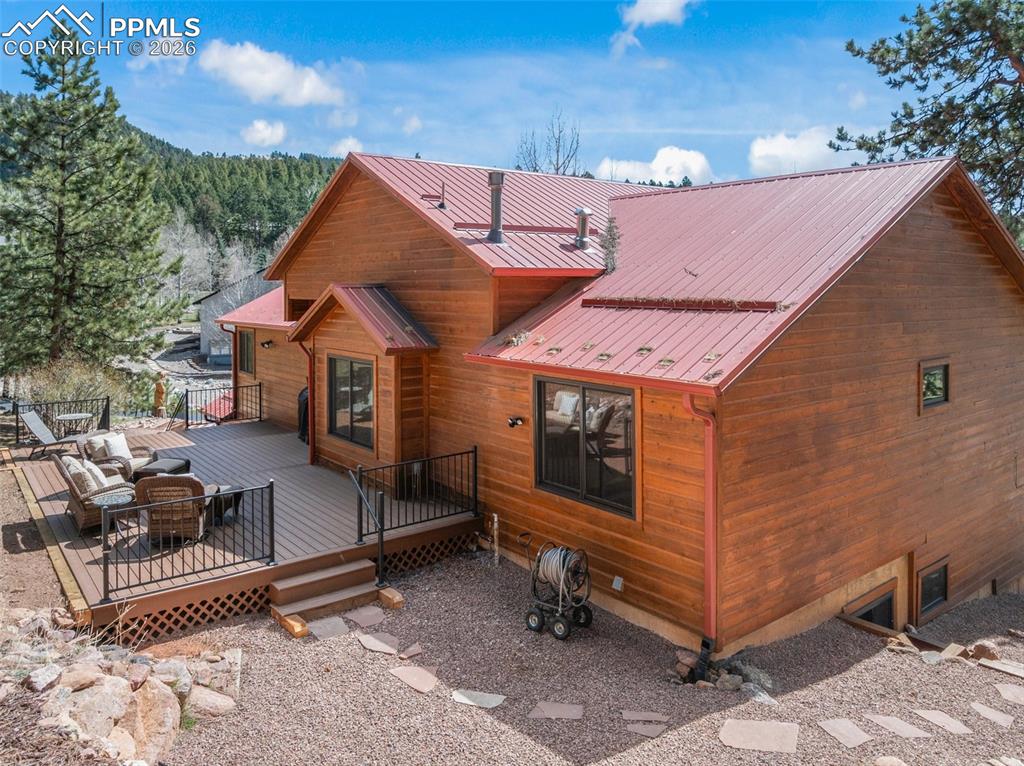 Image 50 of 50: Back of Structure