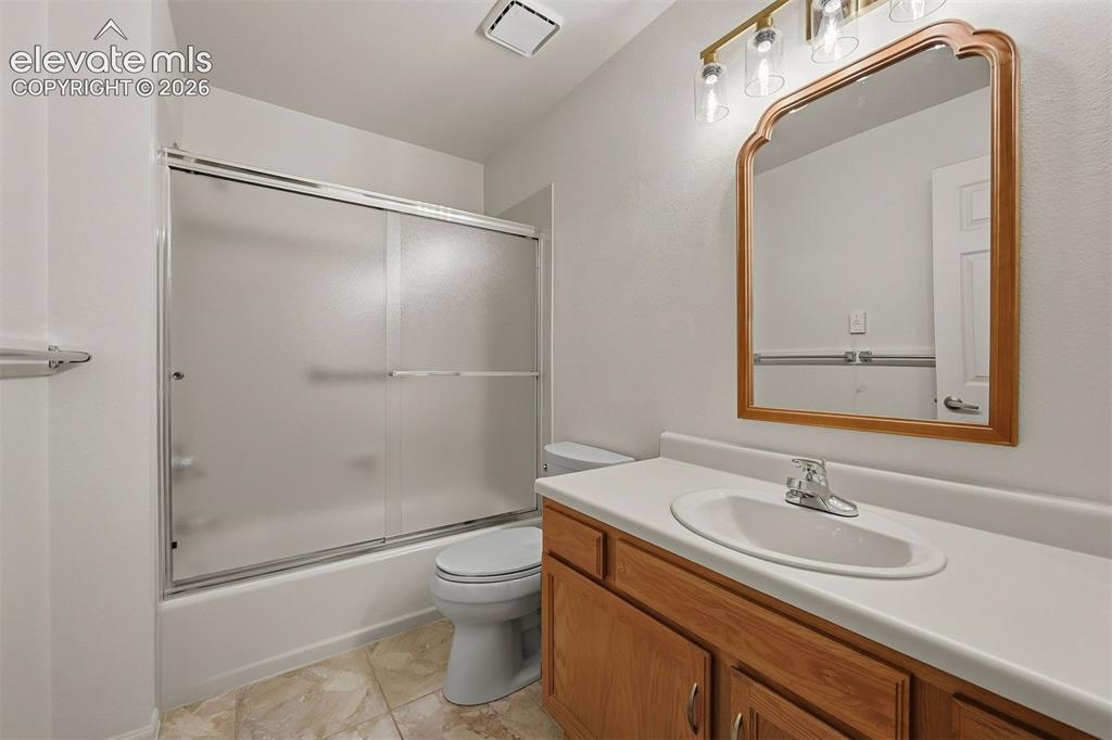 Image 24 of 40: Main level secondary bathroom