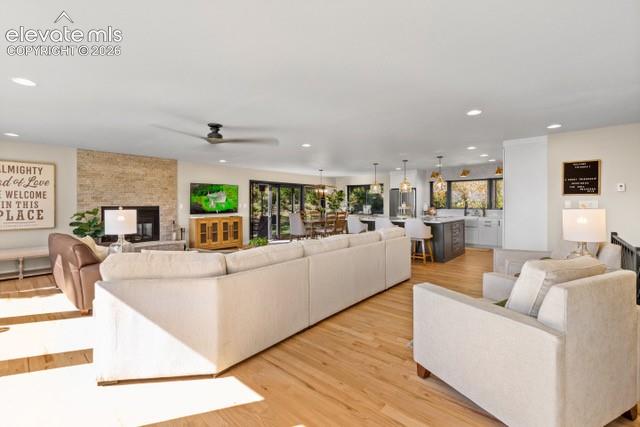 Image 10 of 50: Great Room