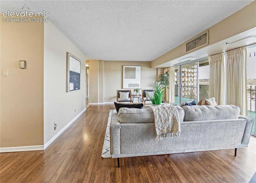 Image 11 of 33: Living Room