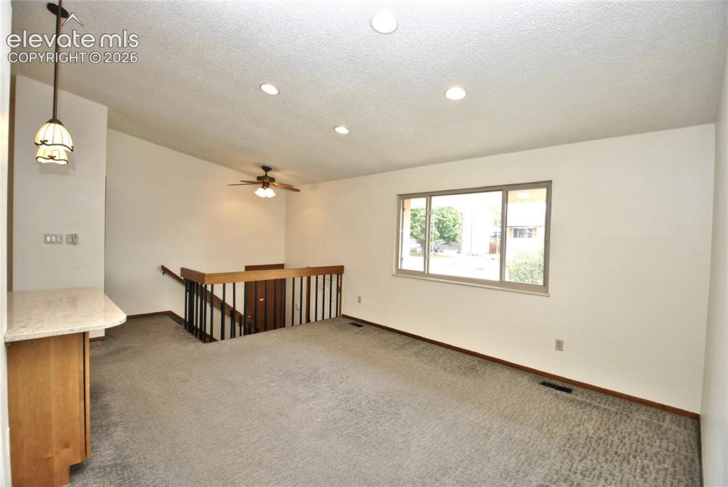 Image 4 of 29: Living Room