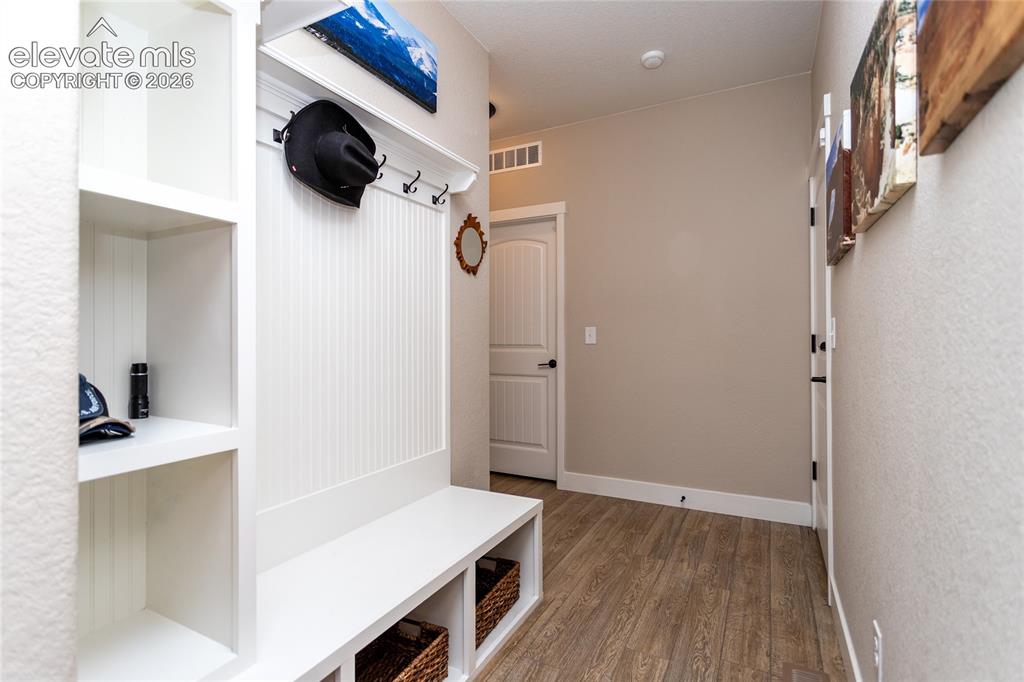 Image 41 of 47: Mud Room