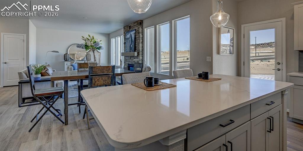 Image 4 of 39: Kitchen