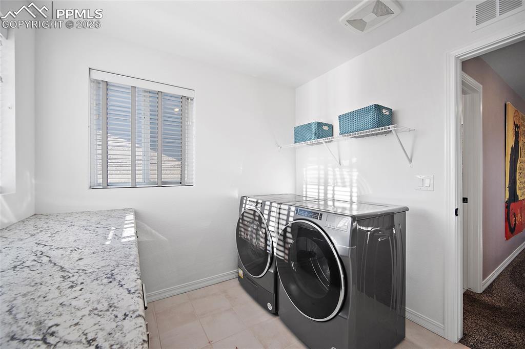 Image 27 of 41: Laundry