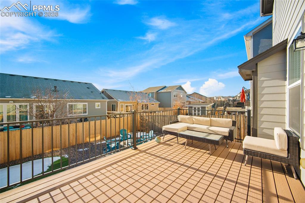 Image 29 of 41: Deck