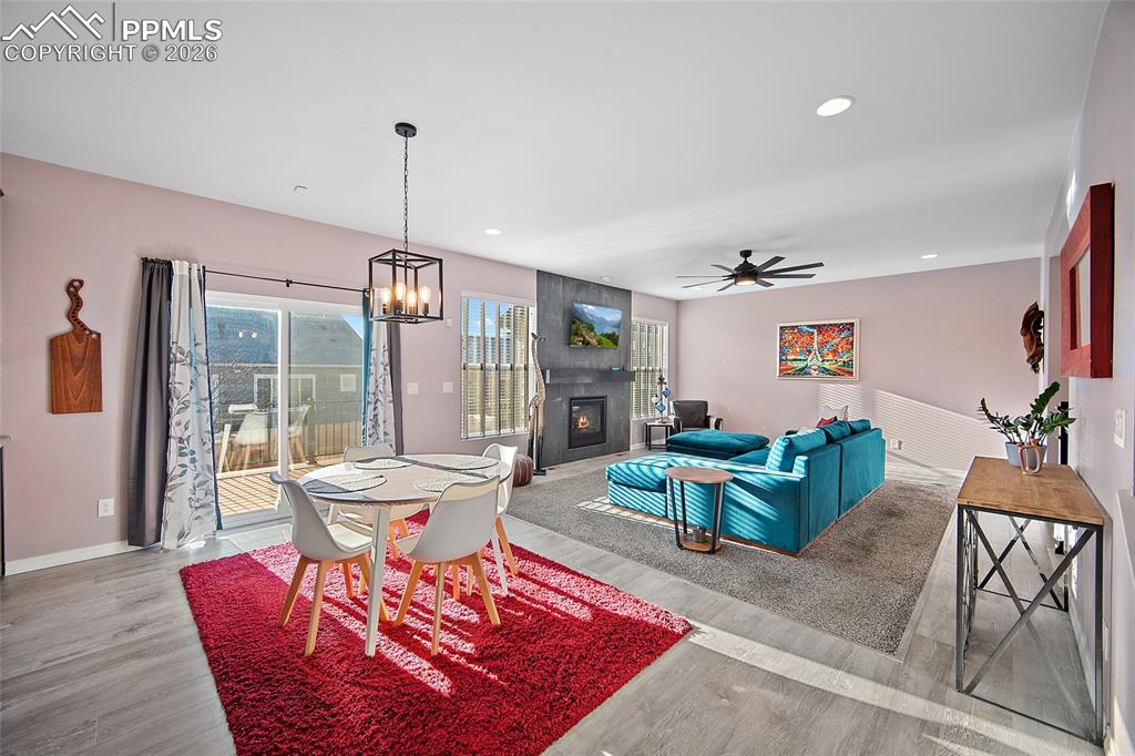 Image 8 of 41: Dining Area