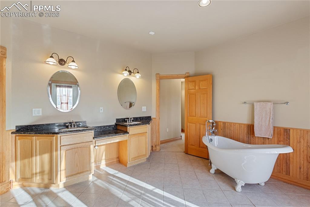 Image 36 of 50: Basement full bathroom