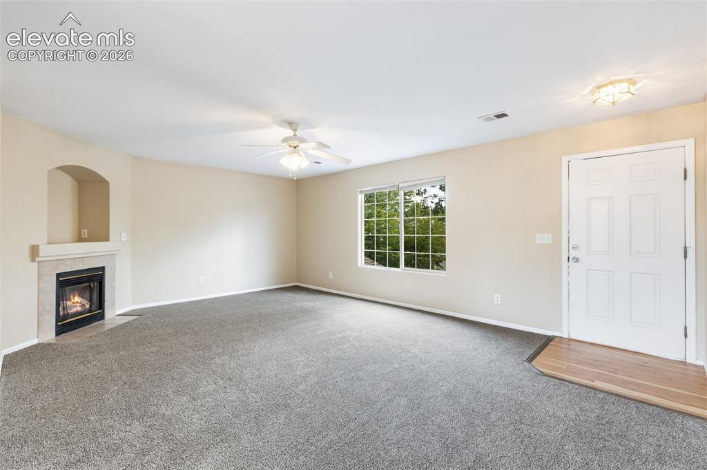 Image 6 of 27: Living Room