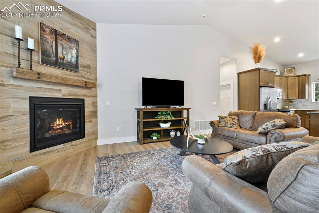 Image 12 of 40: Living Room