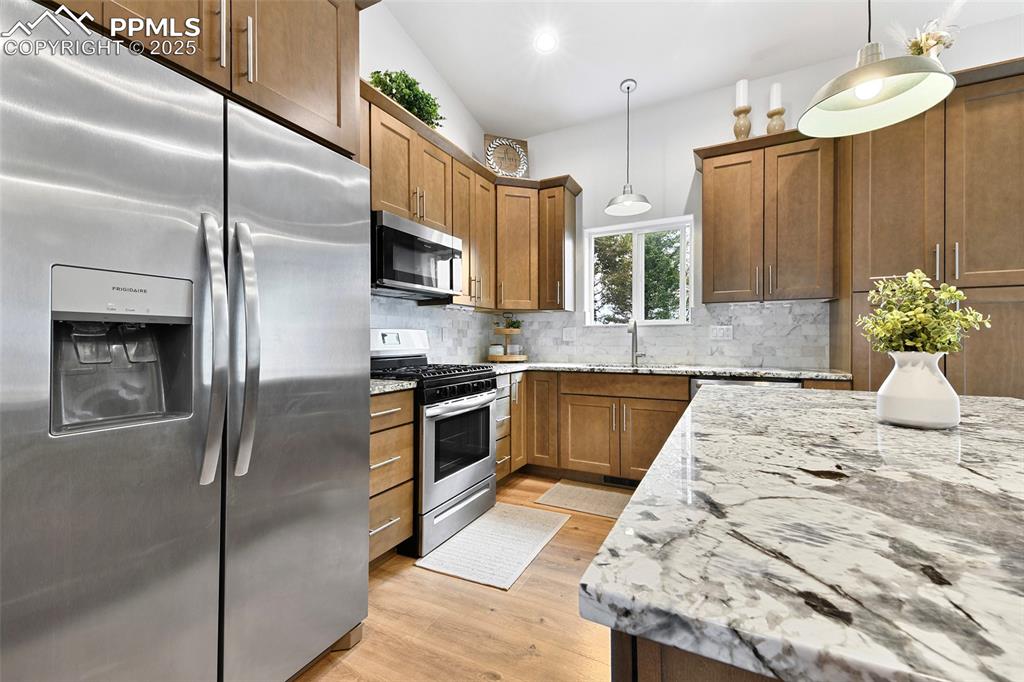 Image 8 of 40: Refrigerator Included