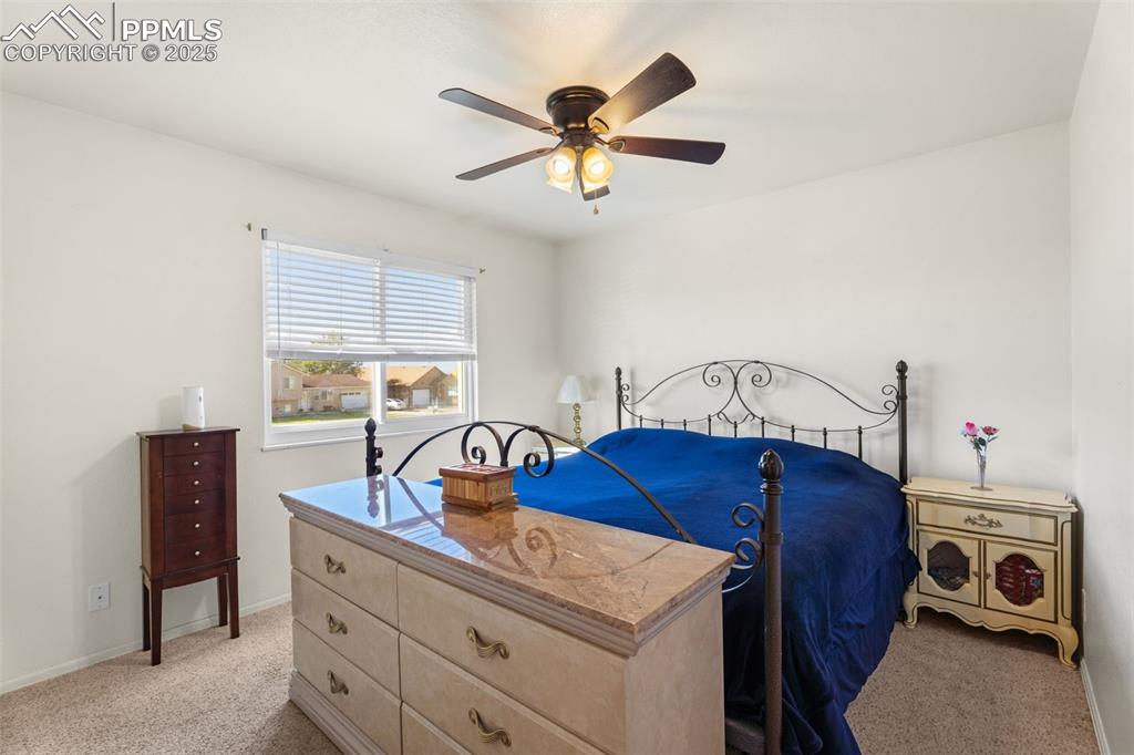 Image 16 of 29: Bedroom