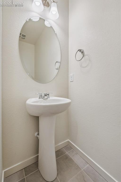 Image 10 of 19: No Description Available