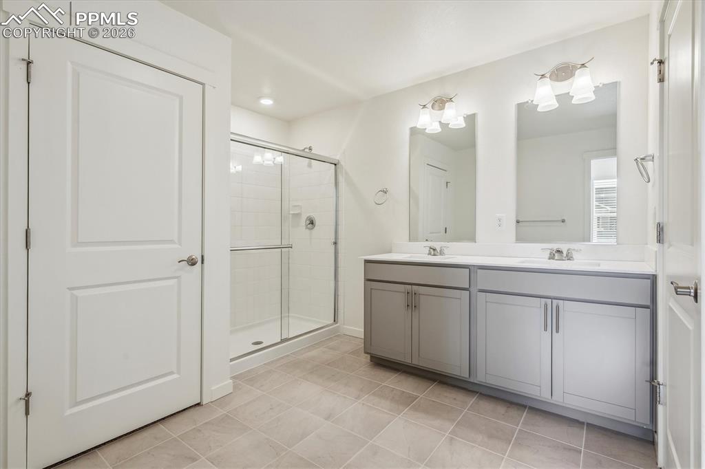 Image 12 of 19: No Description Available