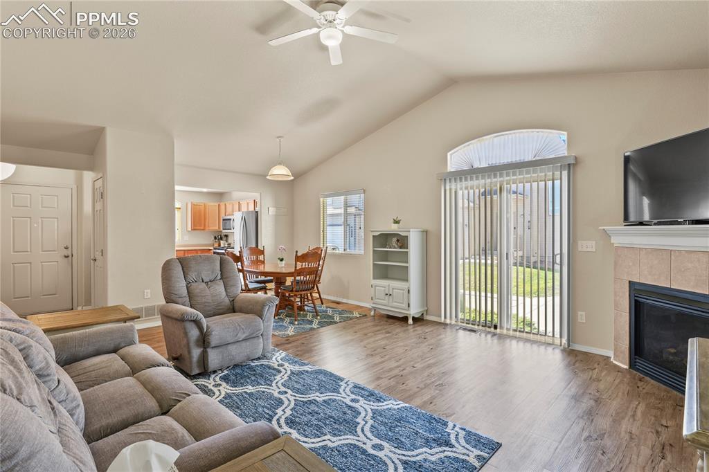 Image 9 of 21: Living Room