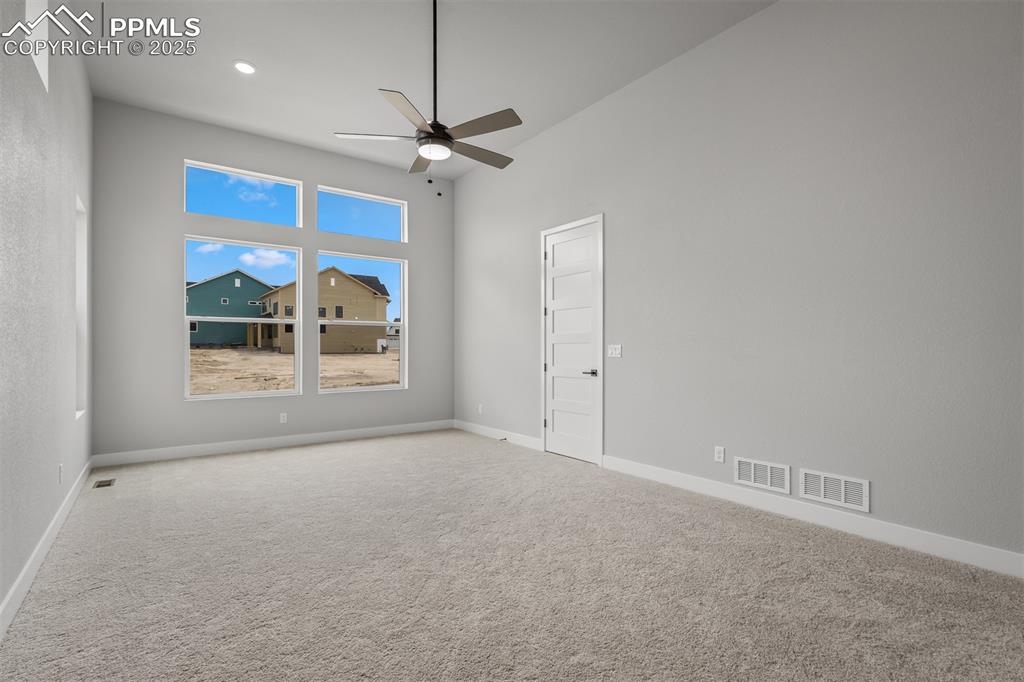 Image 18 of 36: Master Bedroom