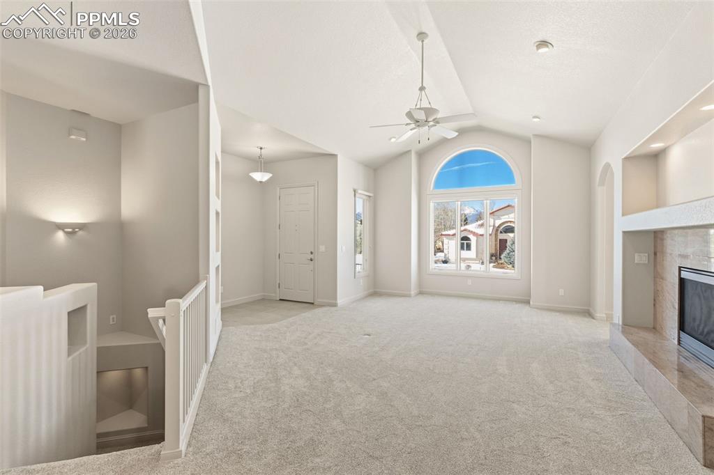 Image 4 of 39: Living Room