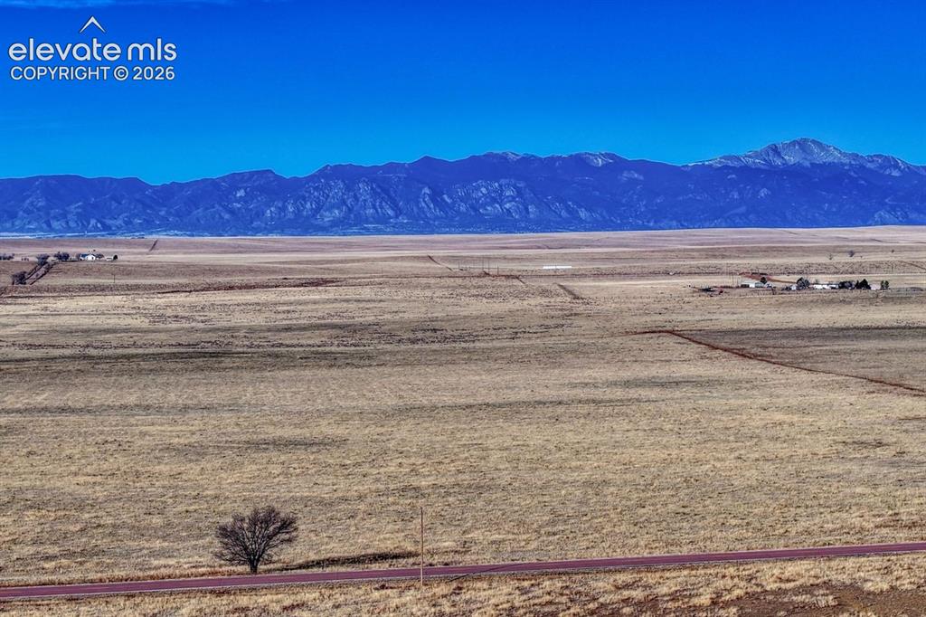 Image 14 of 50: View