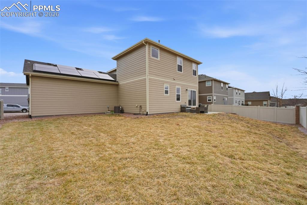 Image 41 of 50: Back of Structure