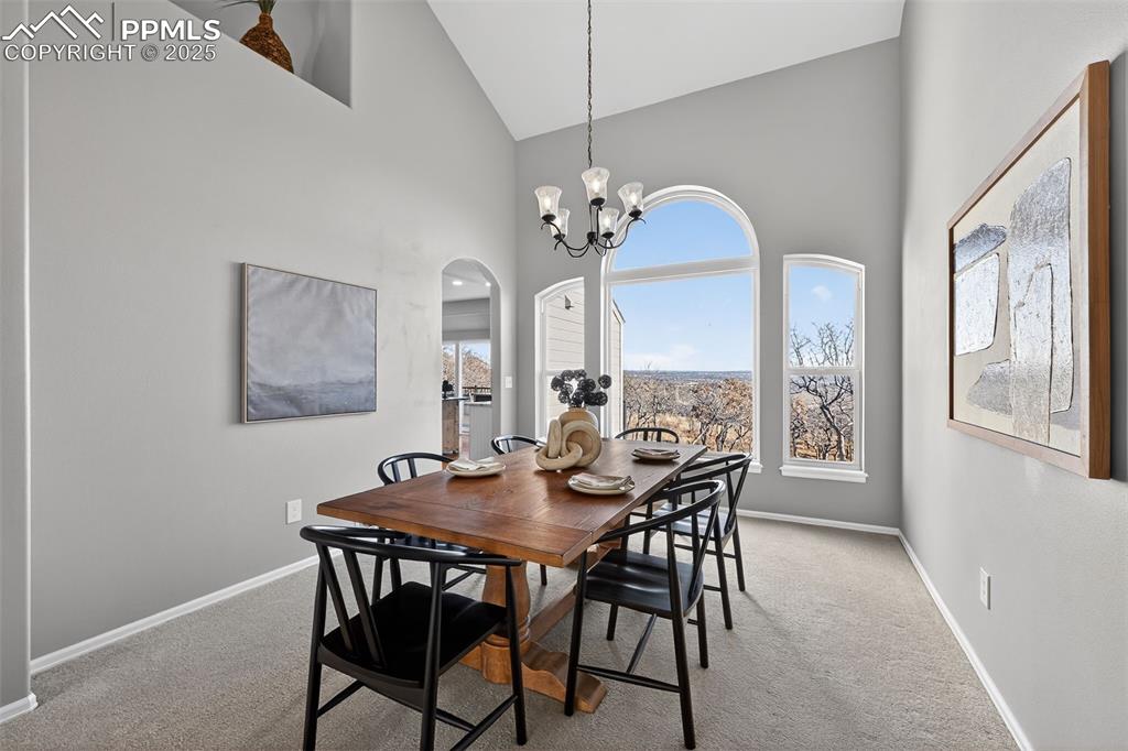 Image 8 of 46: Dining Area