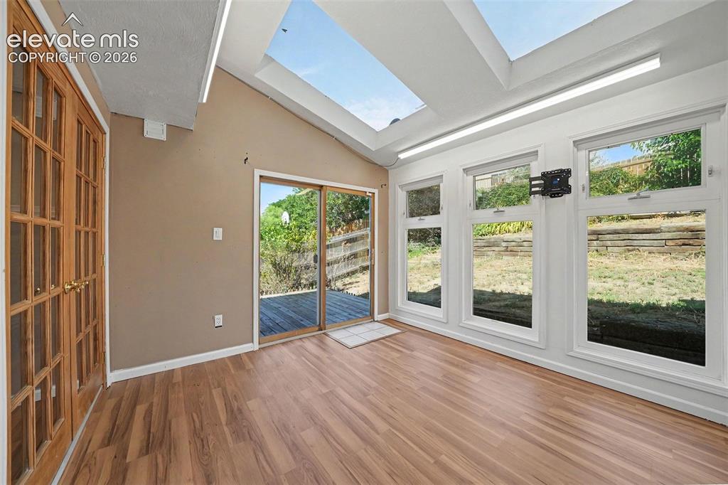 Image 13 of 30: Sun Room