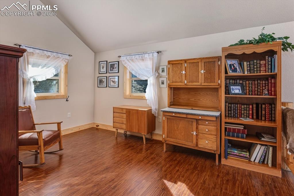 Image 24 of 49: Sitting Room