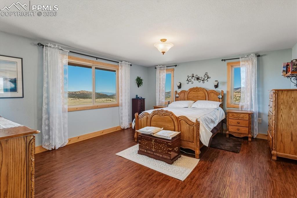 Image 25 of 49: Bedroom