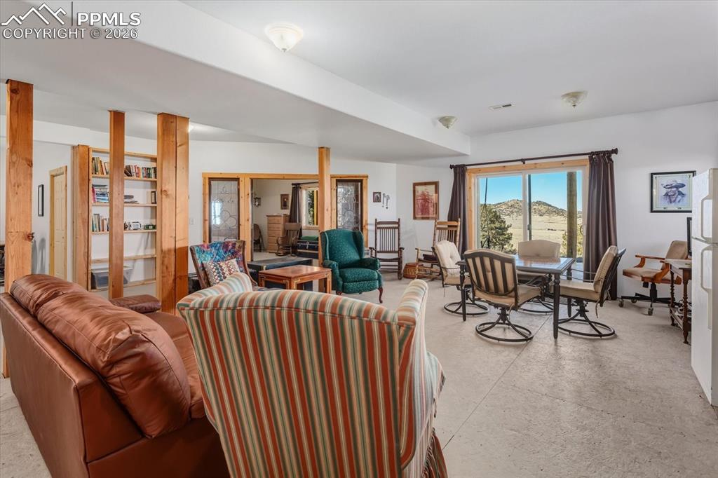 Image 34 of 49: Living Room