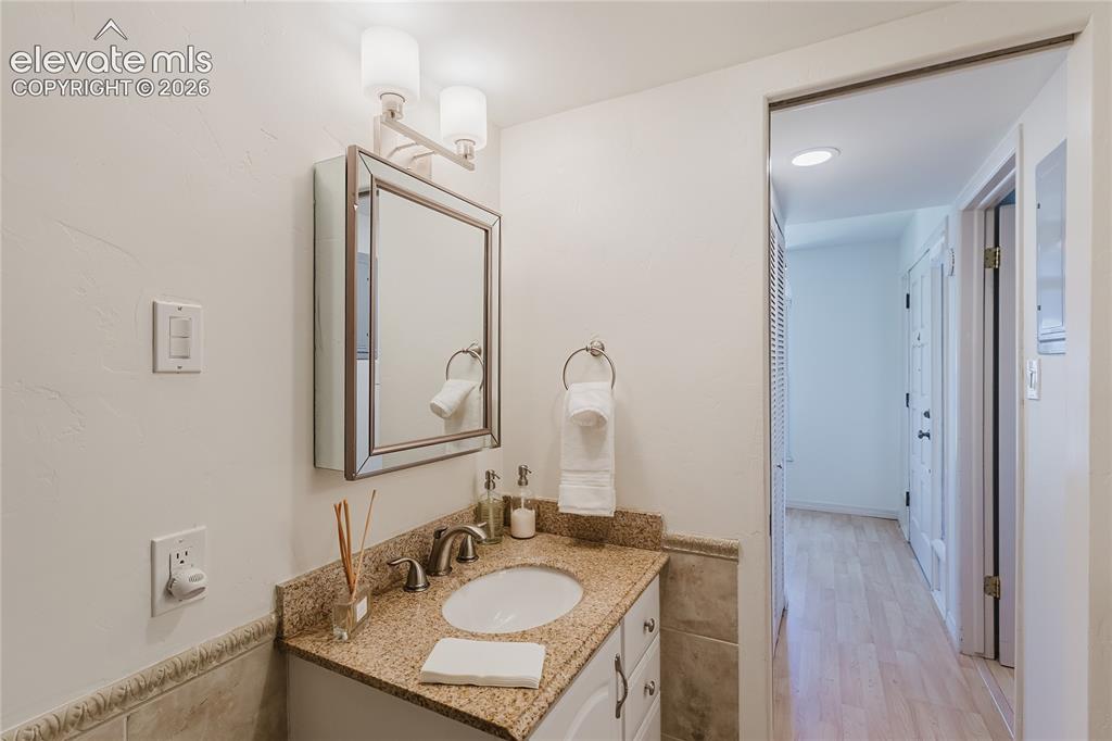 Image 10 of 41: Bathroom