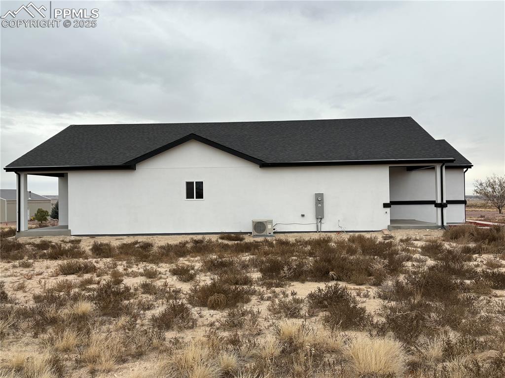 Image 28 of 32: Side of Structure