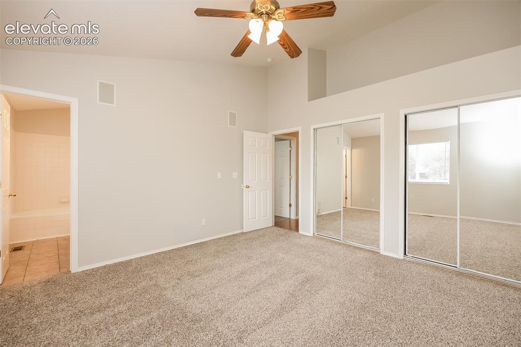 Image 10 of 22: Bedroom
