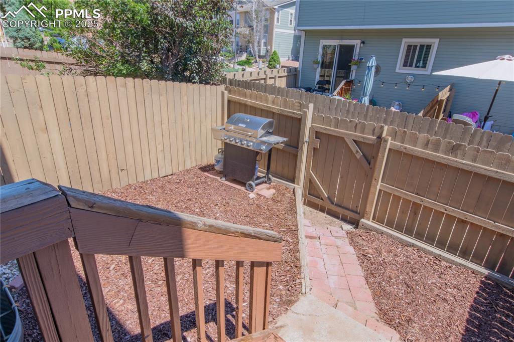 Image 14 of 32: Patio