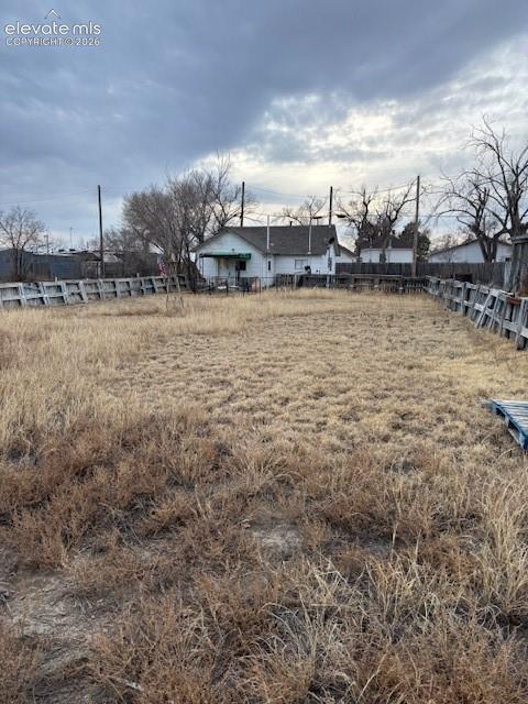 Image 9 of 29: Yard