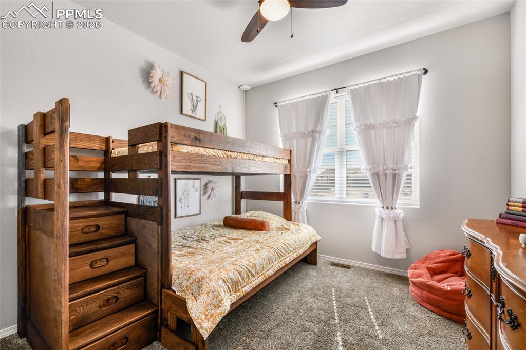 Image 22 of 50: Bathroom