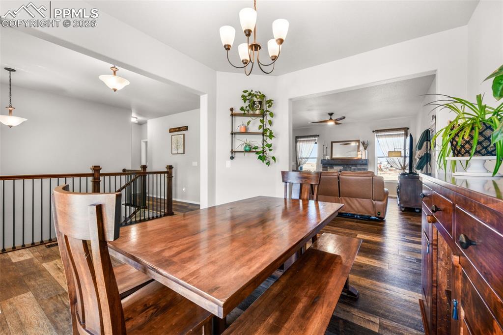 Image 5 of 50: Floor Plan