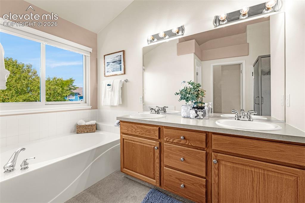 Image 22 of 41: Master Bathroom