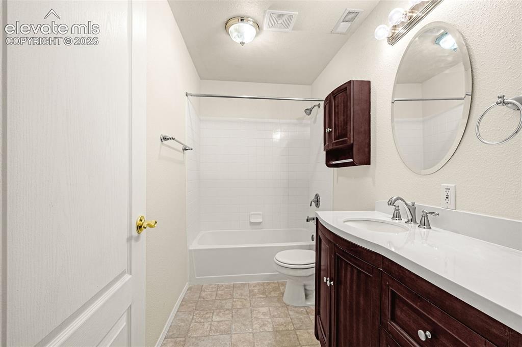Image 34 of 41: Full Basement bath