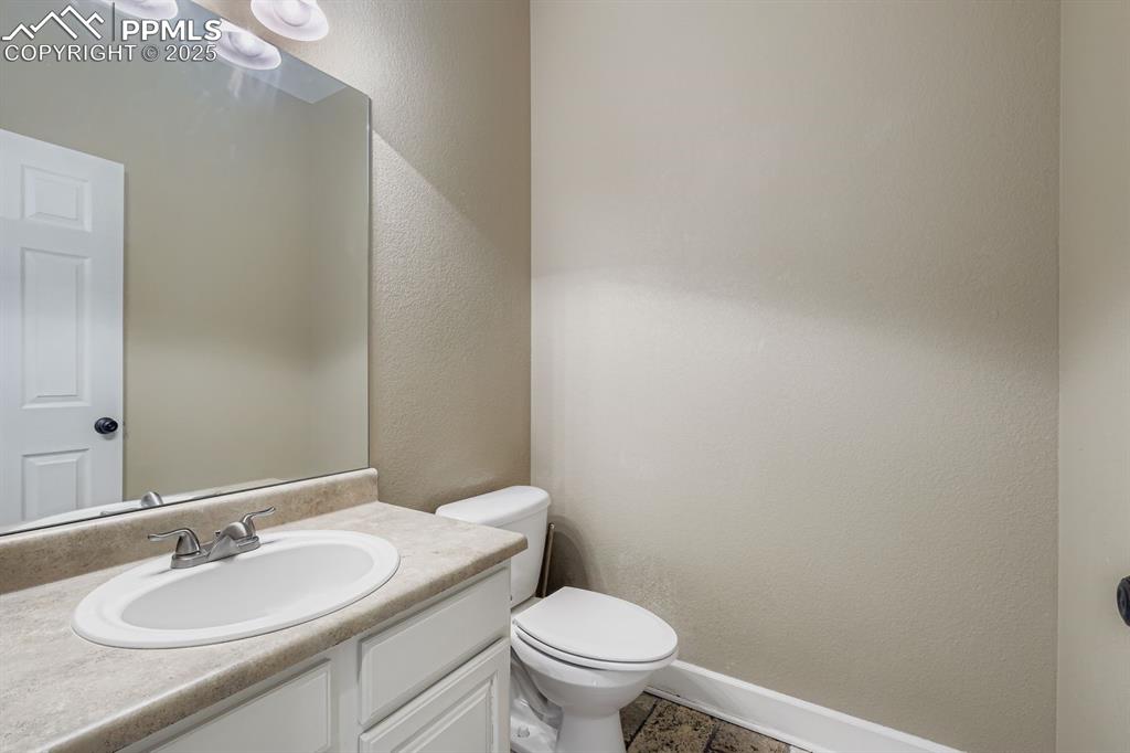 Image 12 of 27: Bathroom