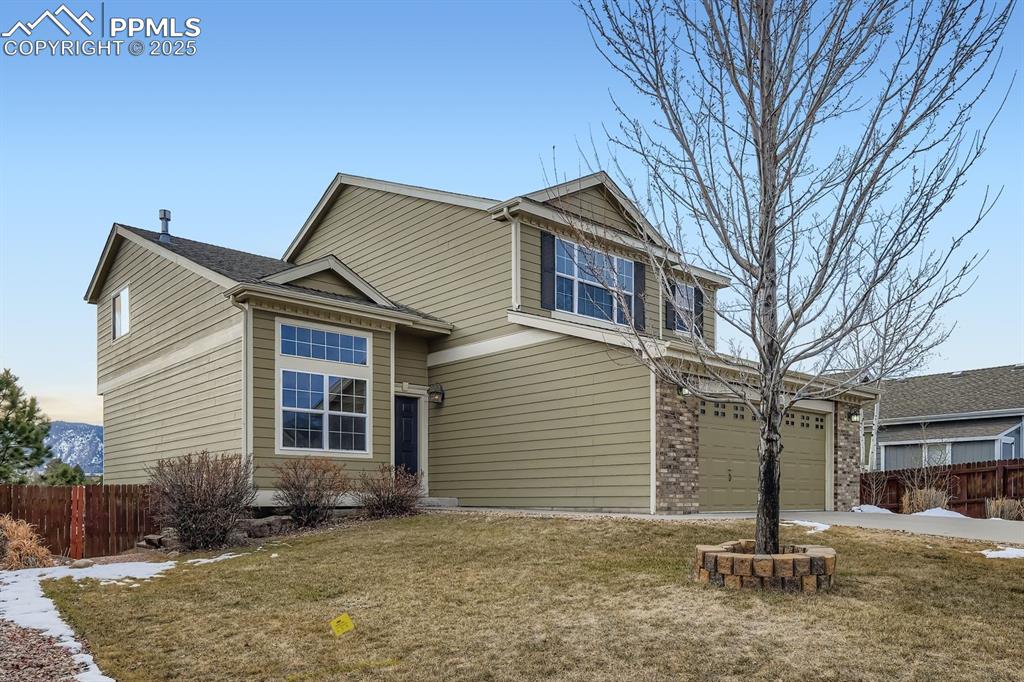 Image 2 of 27: Front of Structure