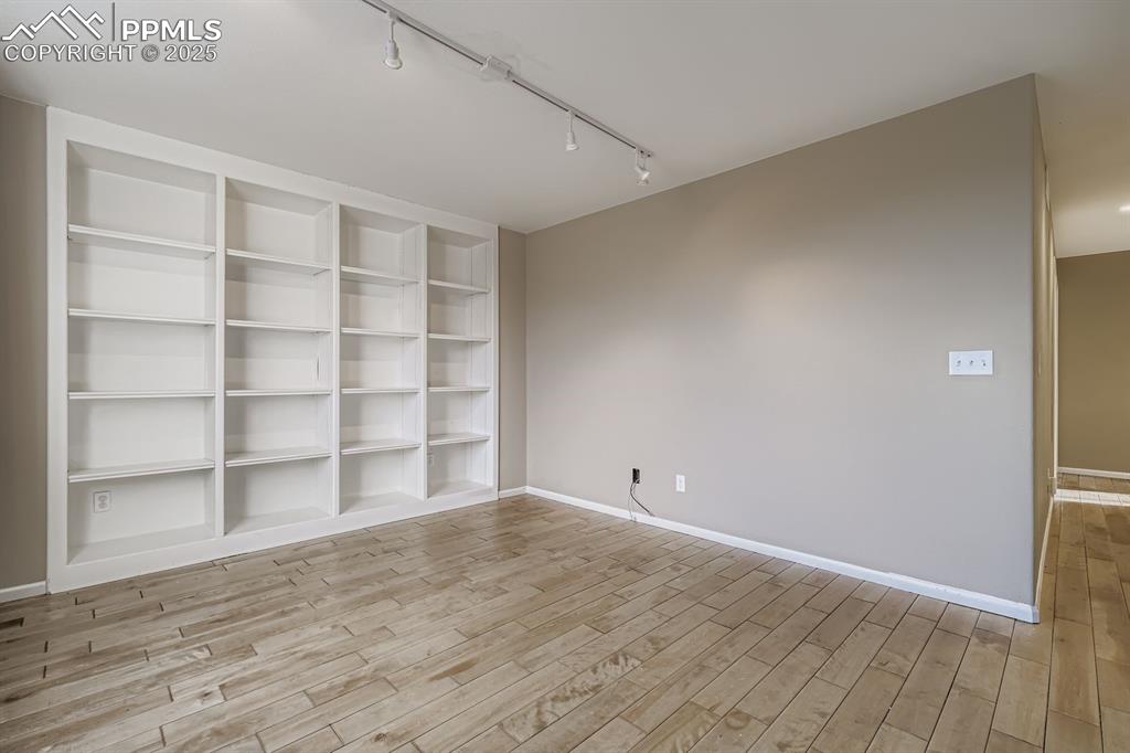 Image 20 of 27: Loft/office area