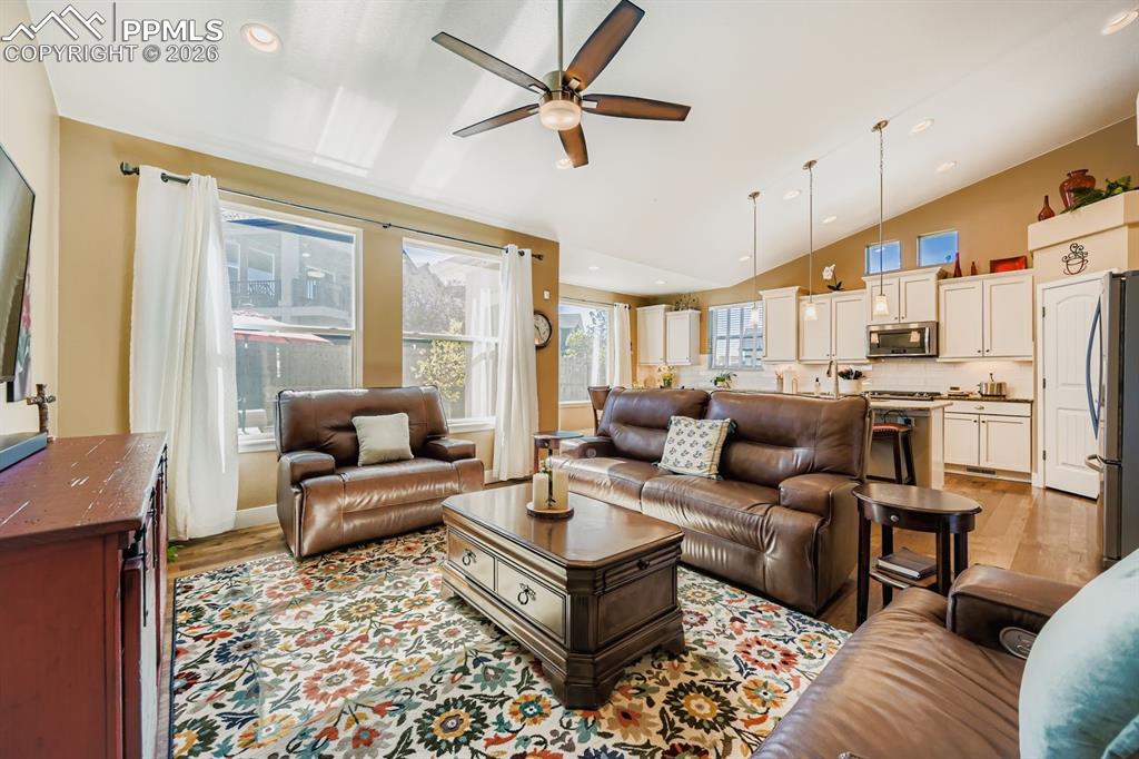 Image 5 of 33: 6in tall toe kick and bull nose rounded corner walls