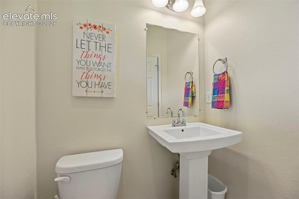 Image 13 of 41: Bathroom