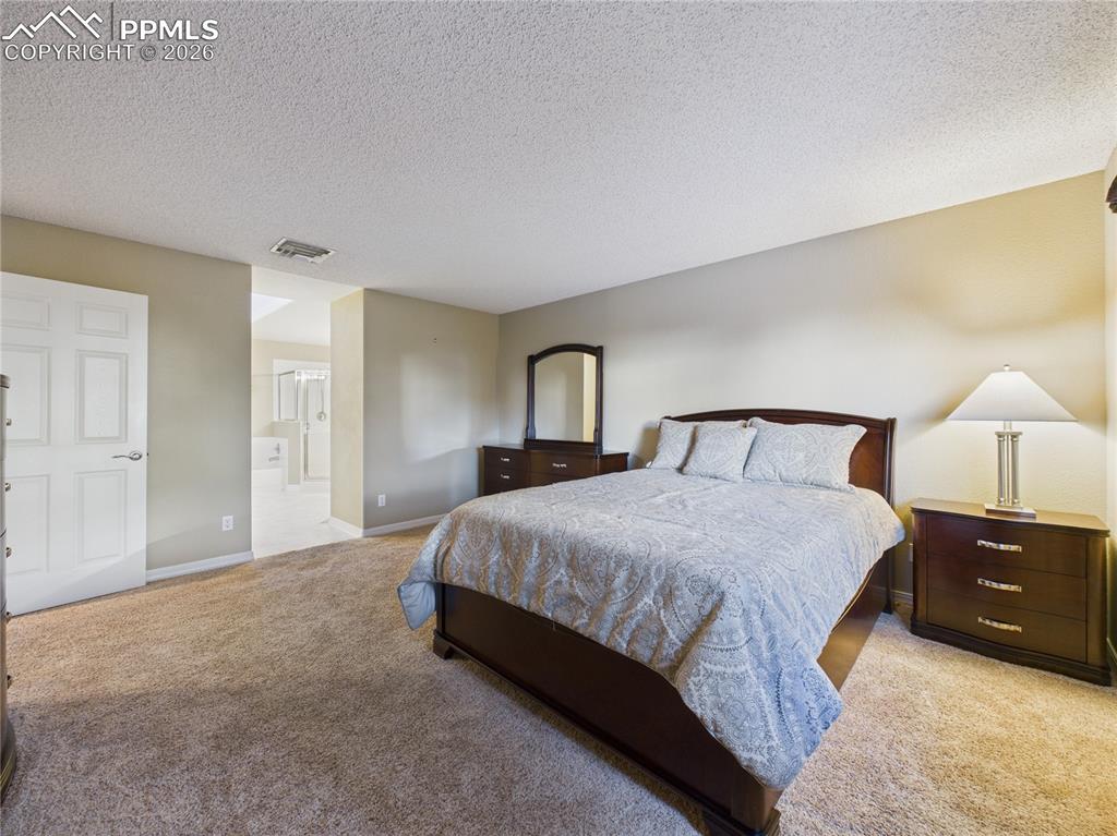 Image 22 of 39: Bedroom