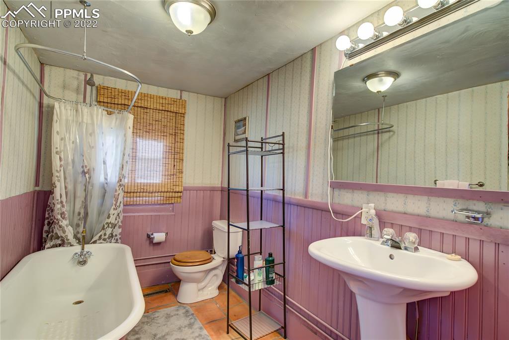Listing 6319821, Image 12 of 14